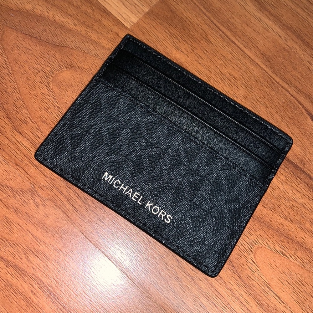 NWT Michael Kors Cooper Monogram Card Case